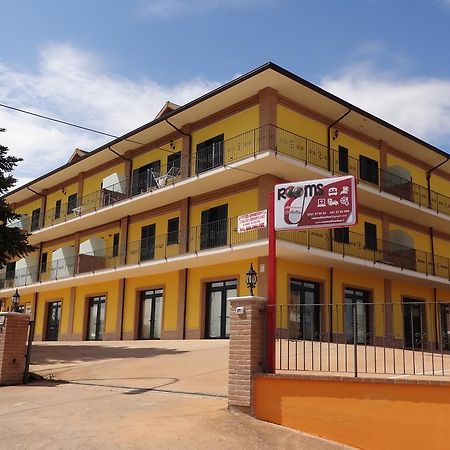 Affittacamere Rooms Di Matteo San Paolo di Iesi Zewnętrze zdjęcie